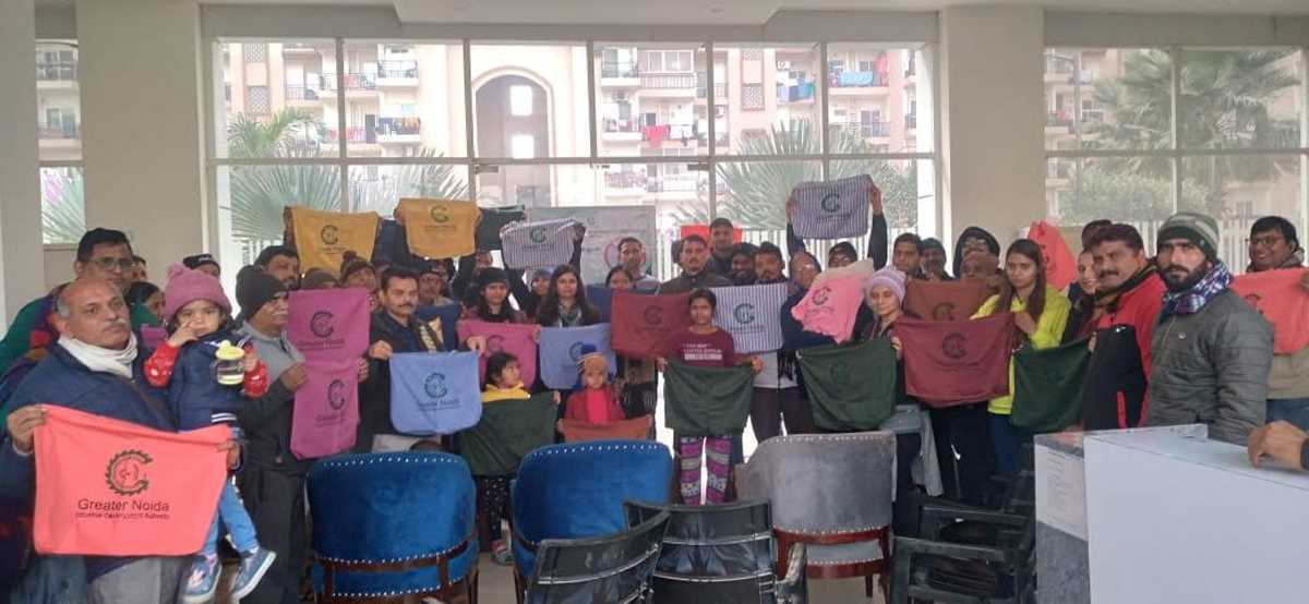 ग्रीन आर्च व महागुन मायवुड्स सोसाइटियों में भी थैला बैंक खुला ग्रीन आर्च व महागुन मायवुड्स सोसाइटियों में भी थैला बैंक खुला